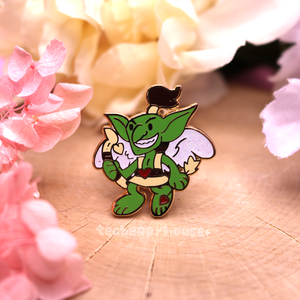 Kwee Q. Peddlefeet | Pet | Love is in the Air event | mini enamel pin